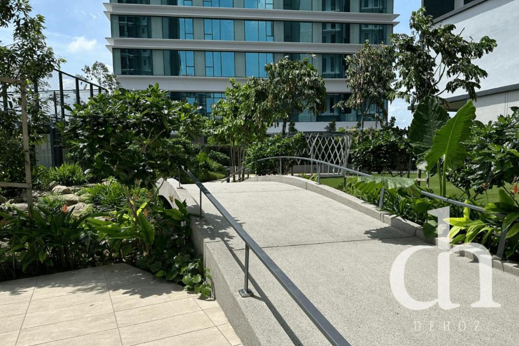 Bloomsvale Residence Old Klang Road By Dehoz Suites — Photos 1